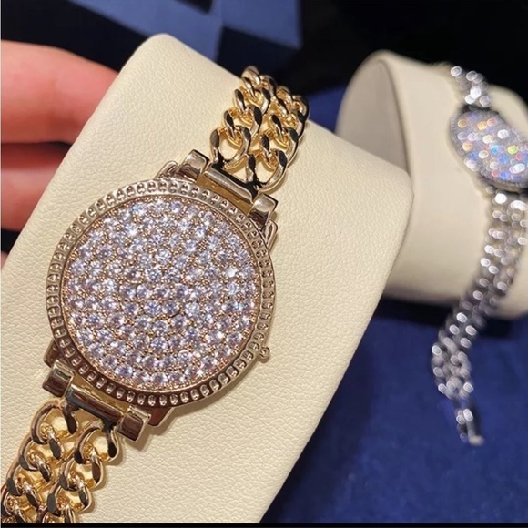 New Gold Bold Face Pave Crystal Bracelet - Picture 5 of 8